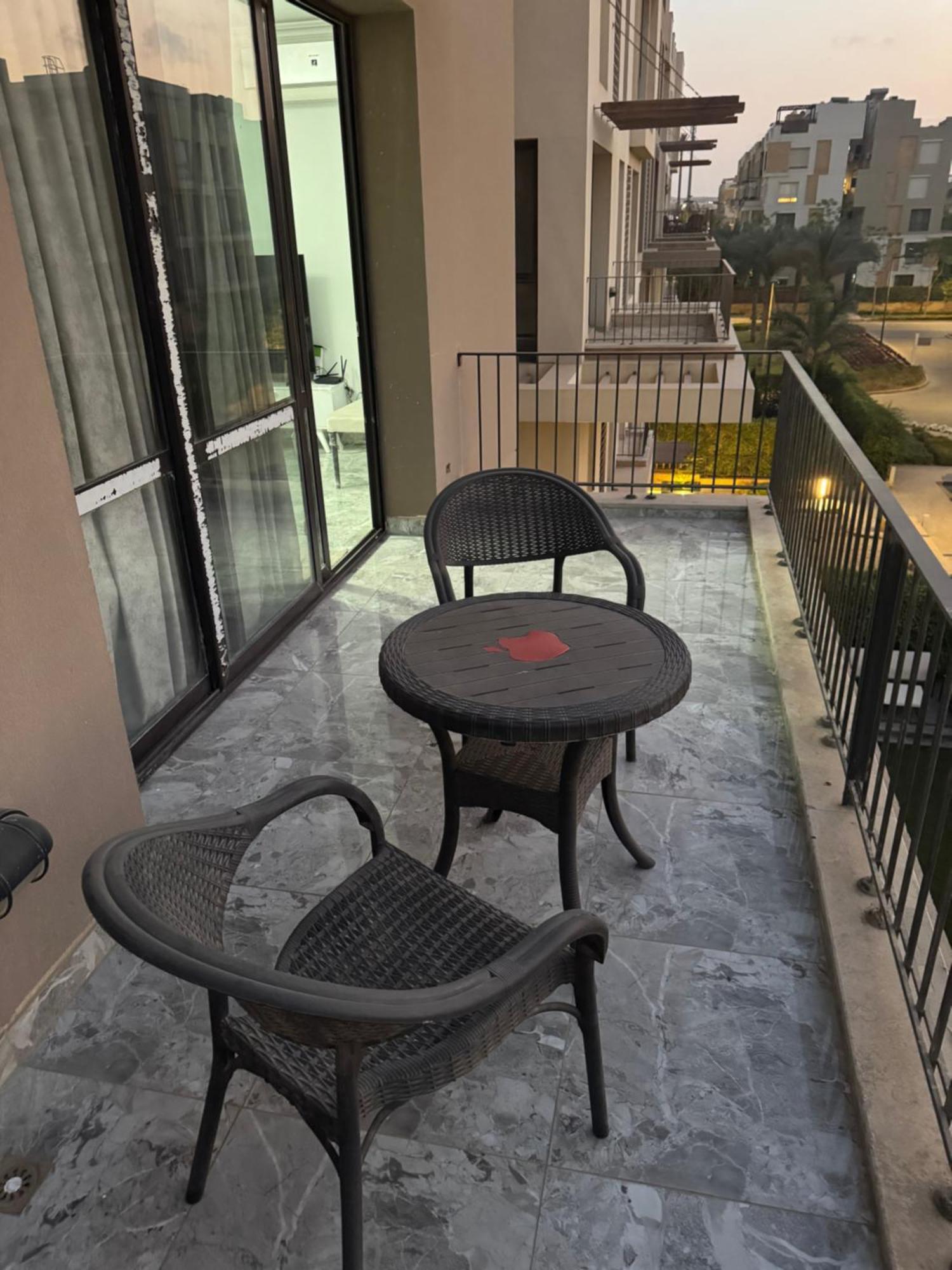 Appartement 2 Beds Unique On East Town Compund - Sodic - New - Caïro